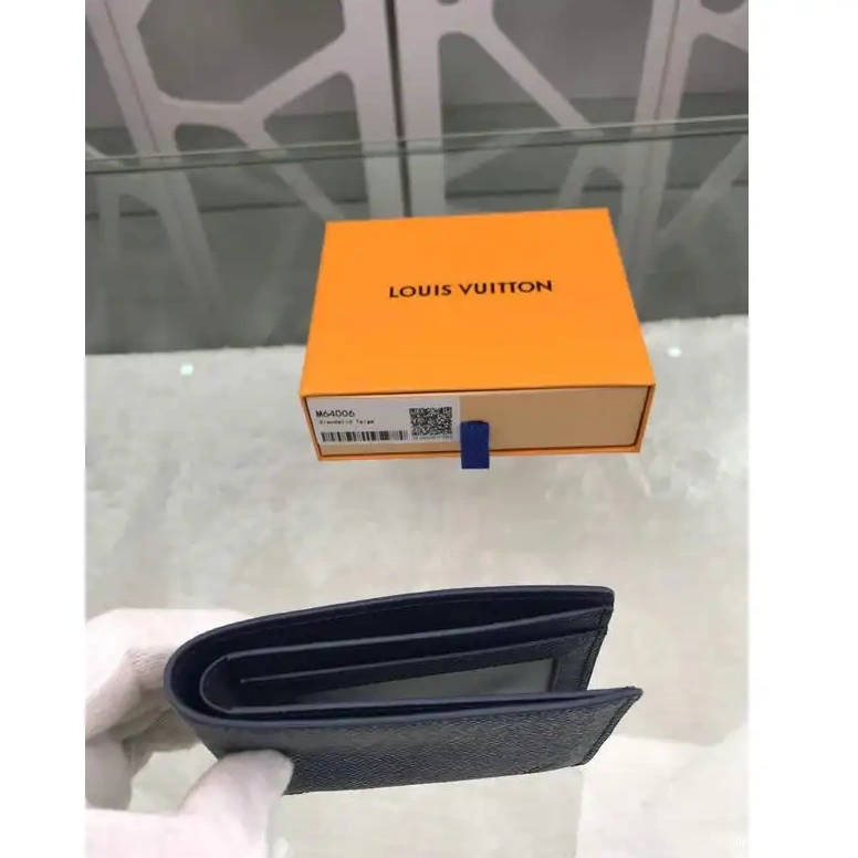 Official Brother Sam 19T1L0115 Bags LV 0804